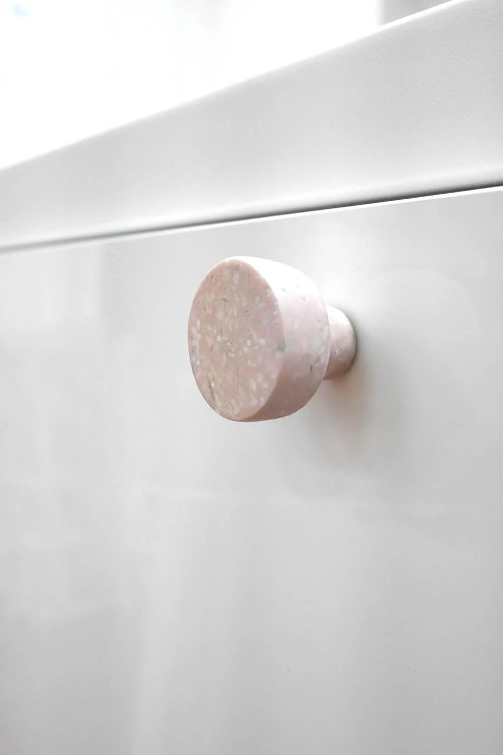 zakkia terrazzo knob