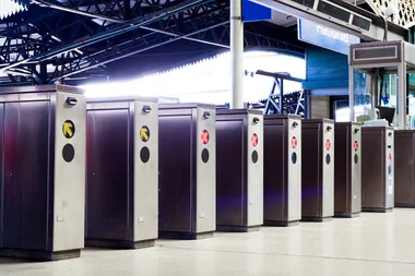 You can now use credit and debit cards to tap on to Sydney trains