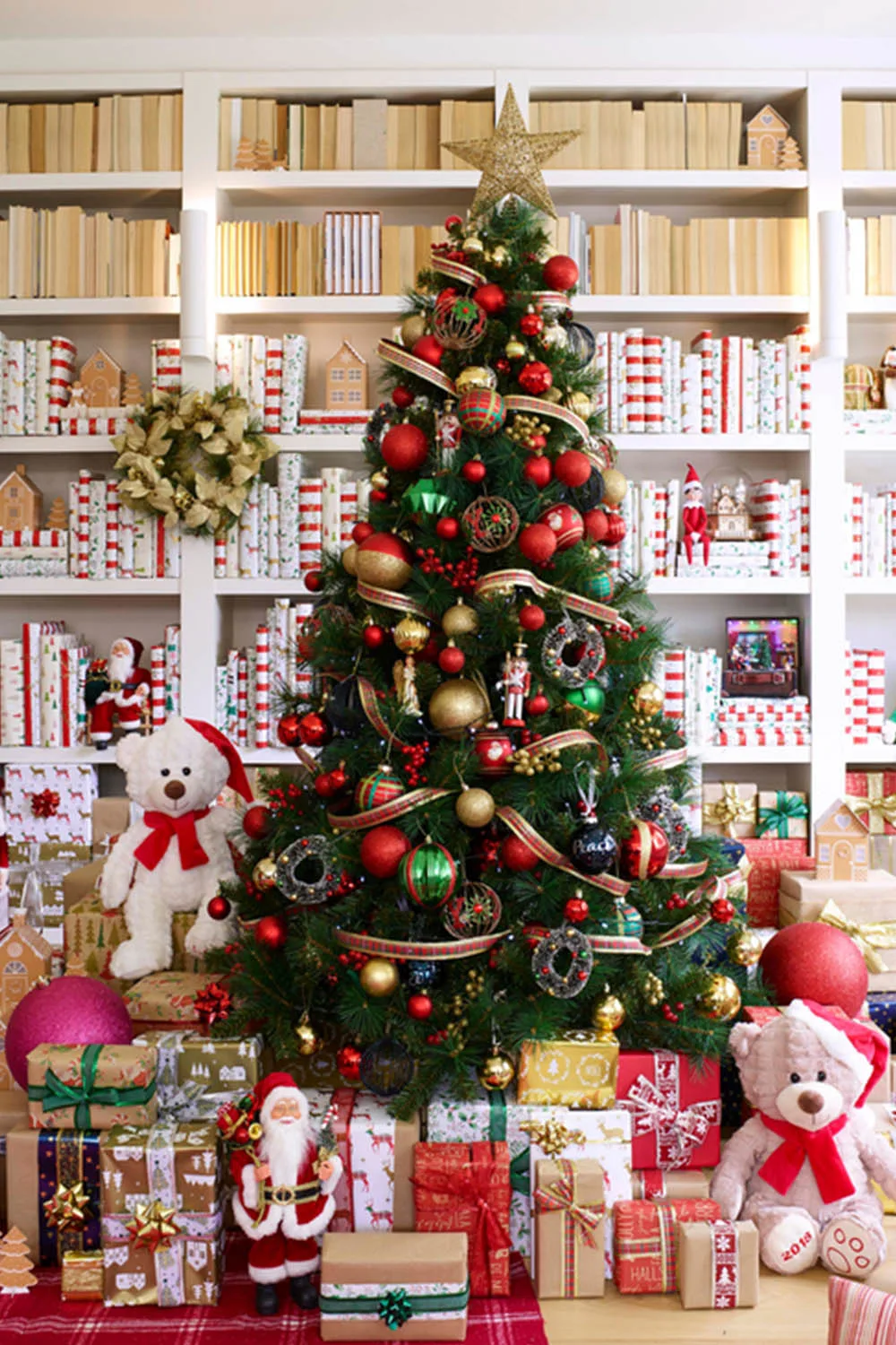 traditional christmas tree