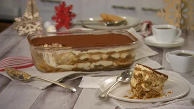 Raisin spiked tiramisu