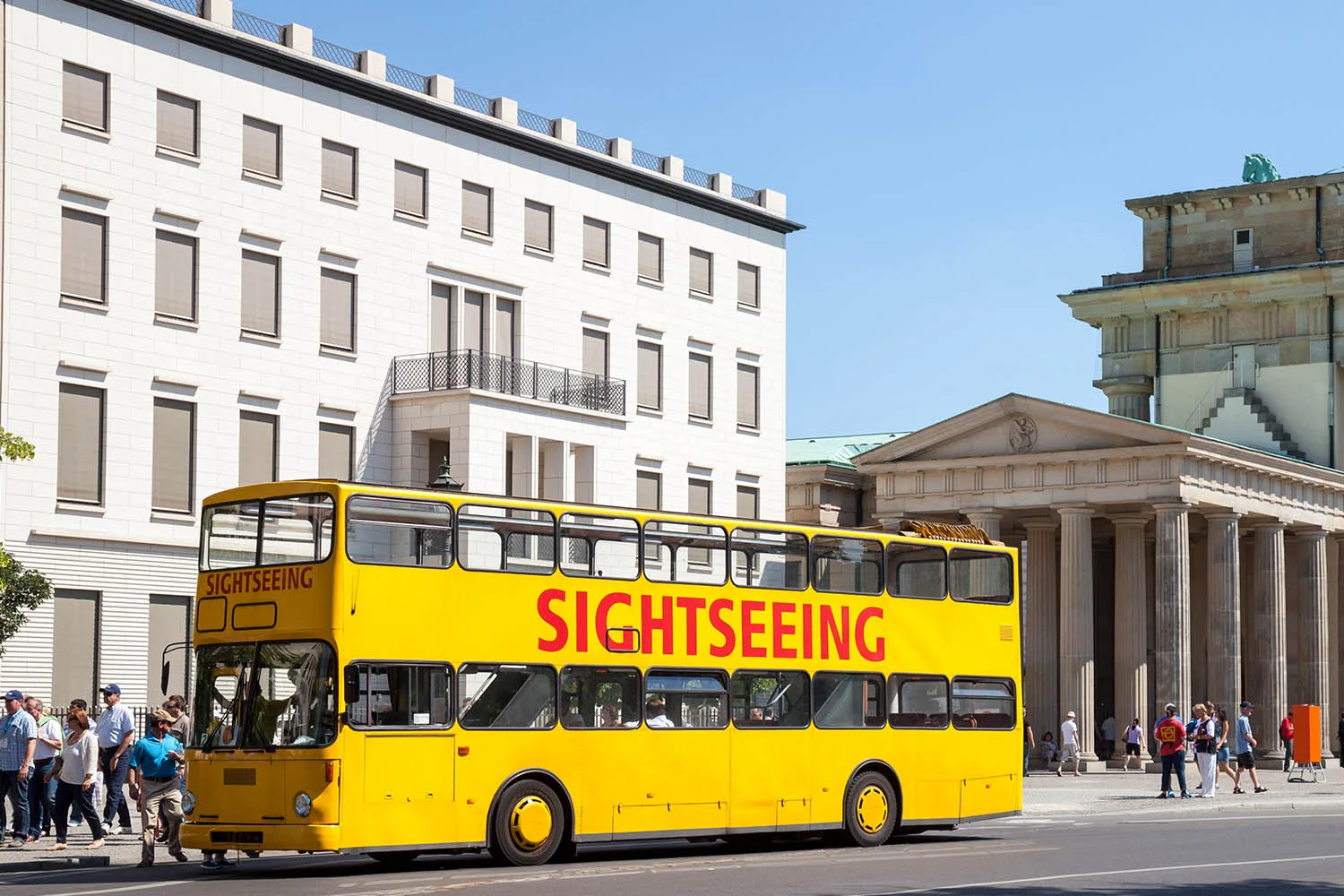 sightseeing bus