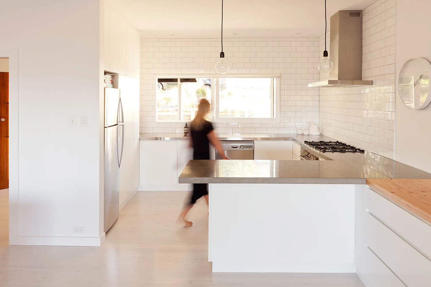 white u shaped kitchen small