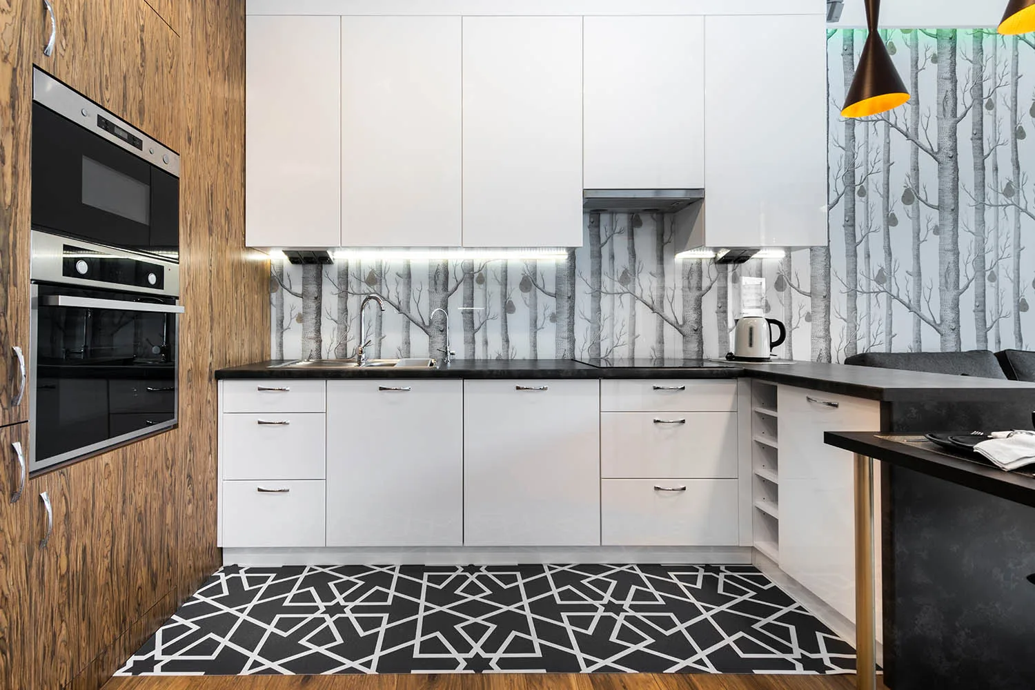 kitchen with clashing pattern on flooring and walls