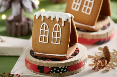 The best gingerbread house to make with the kids this Christmas
