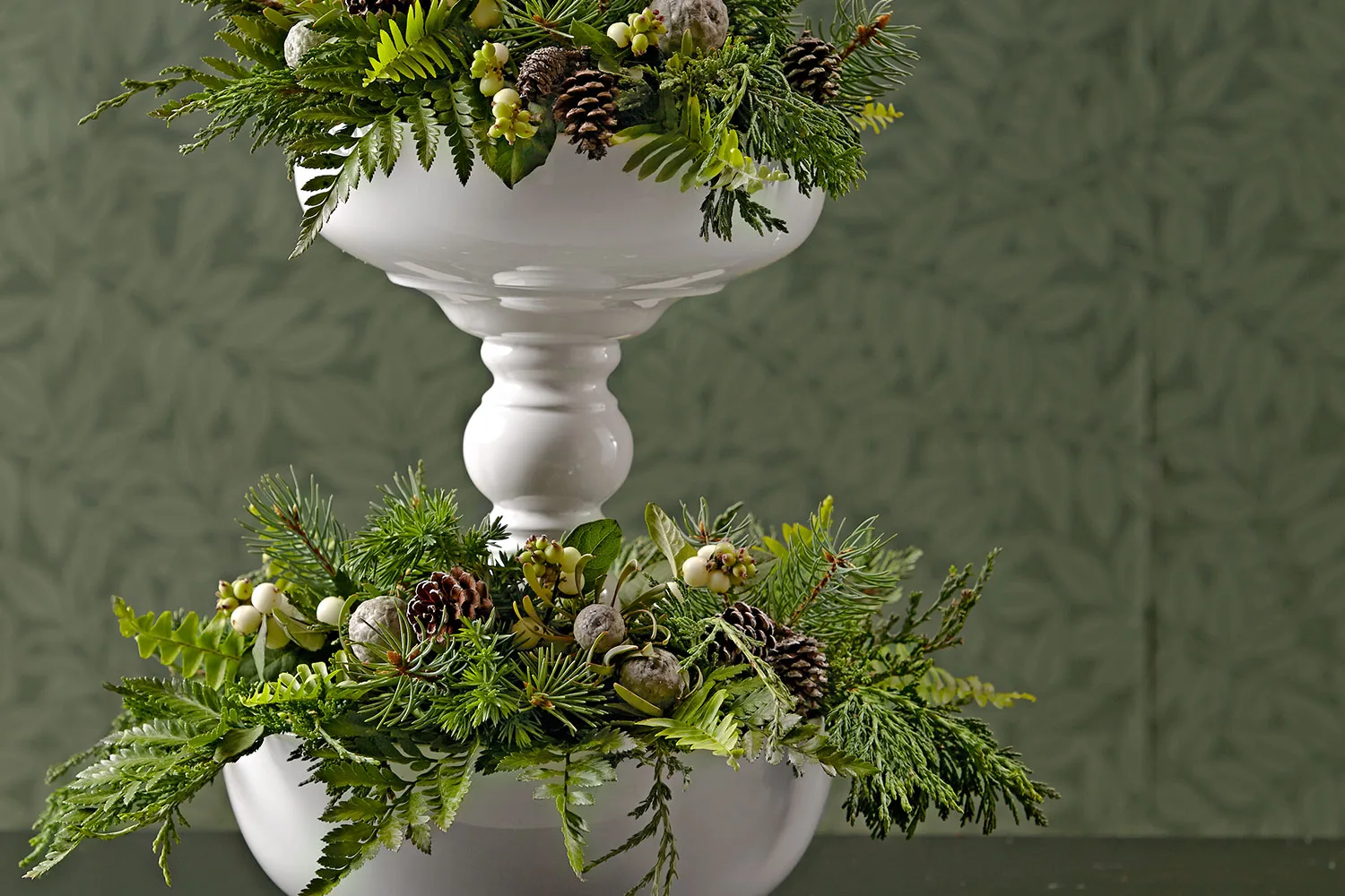 This is the last-minute table decoration that will save your Christmas