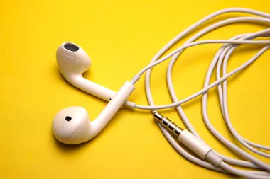The gross reason you should never share earphones