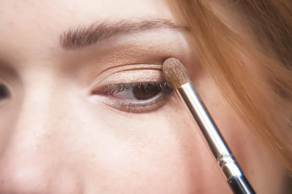 light eyeshadow