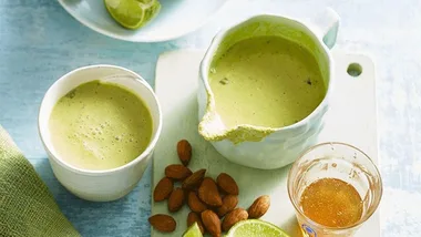 Kickstart breakfast smoothie