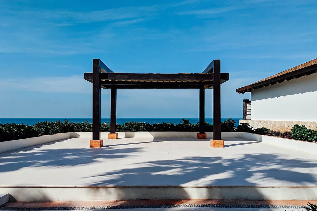steel pergola