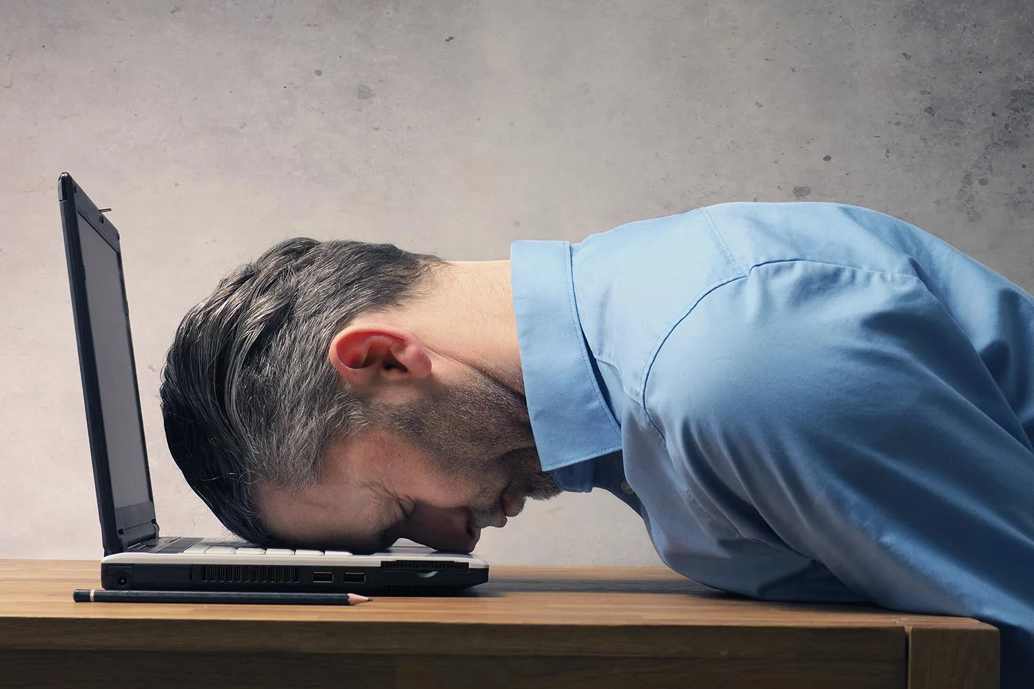 These are the 5 best ways to beat the afternoon slump