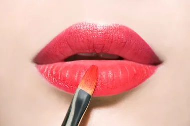 Five ways to apply lipstick