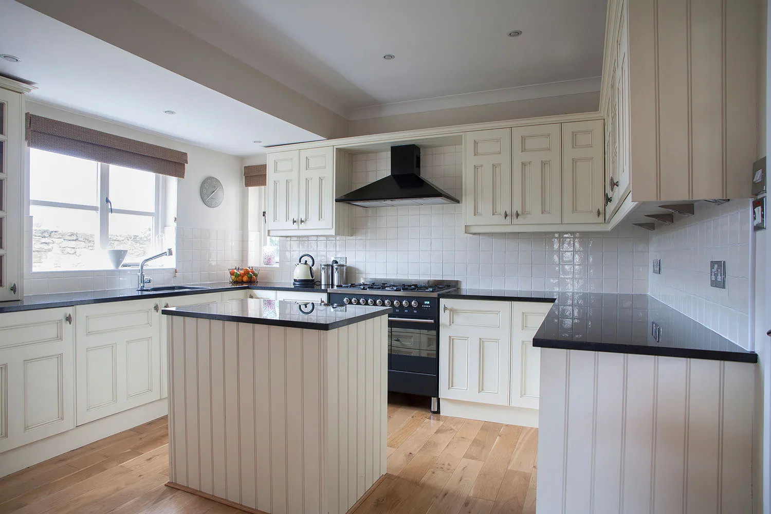 traditional country kitchen with island