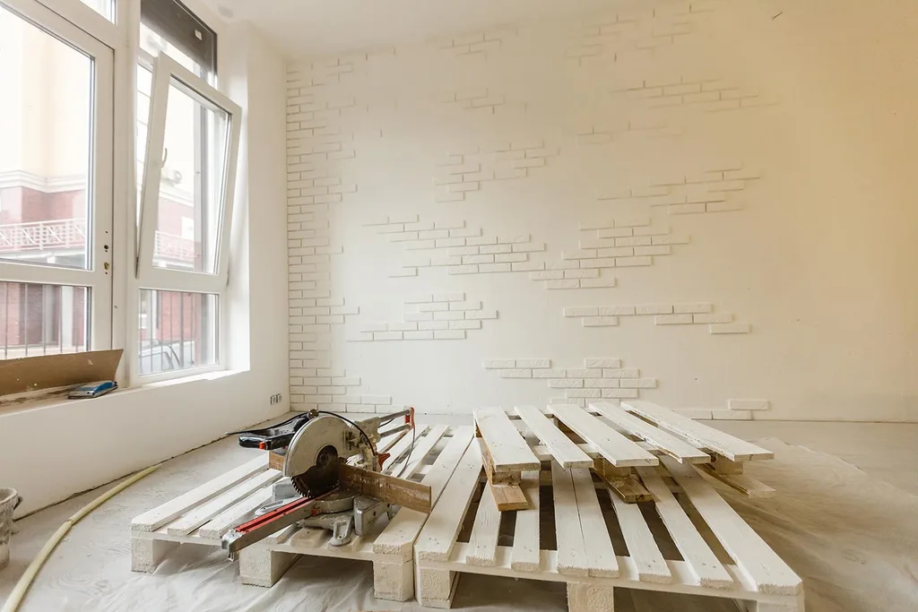 empty room with timber pallets