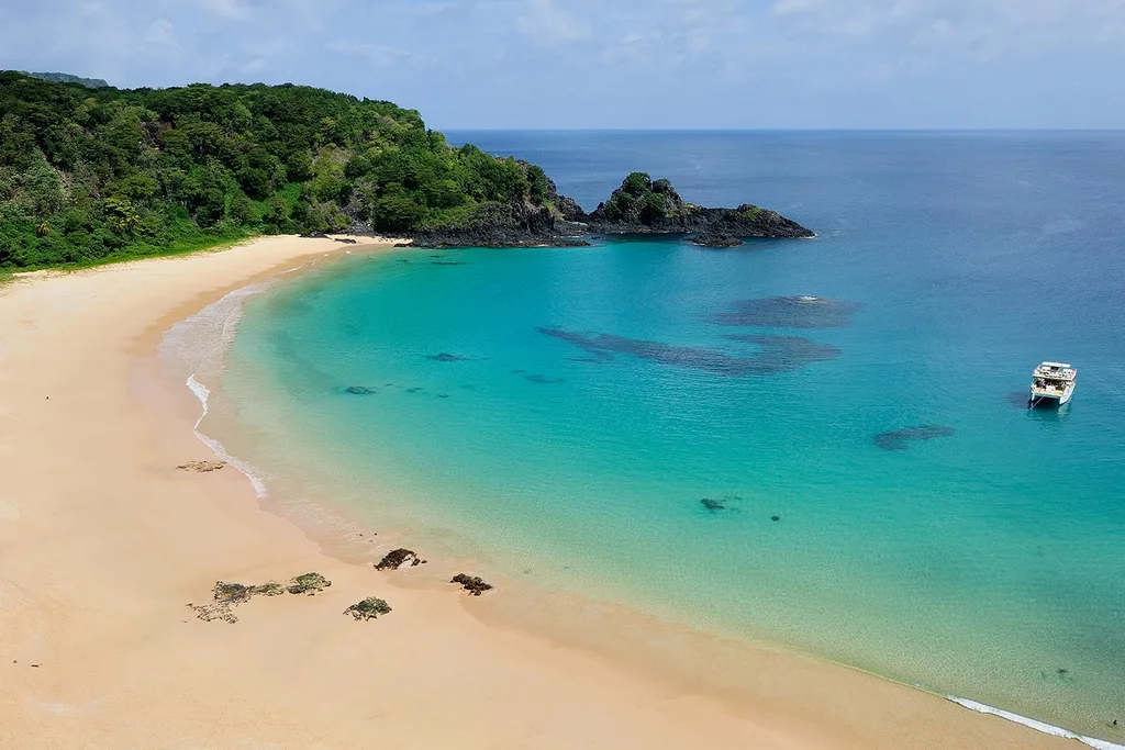 Baia do sancho Brazil