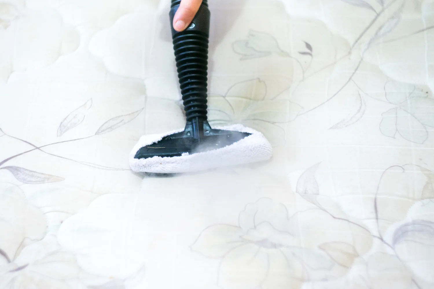 Clean the dust from your mattress to make it last longer