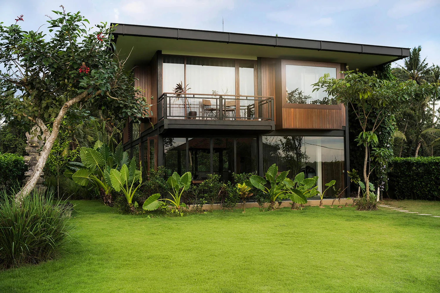 How to choose the right backyard for you