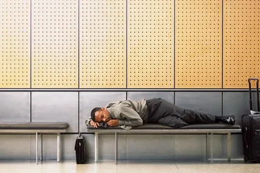 2 different ways food can help you avoid jet lag