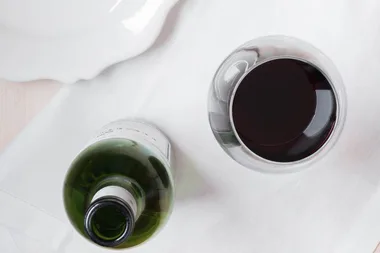 5 reasons to start drinking wine from a can