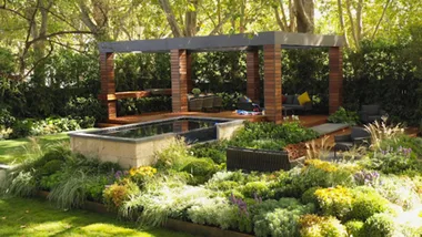 Melbourne International Flower and Garden Show: Garden build