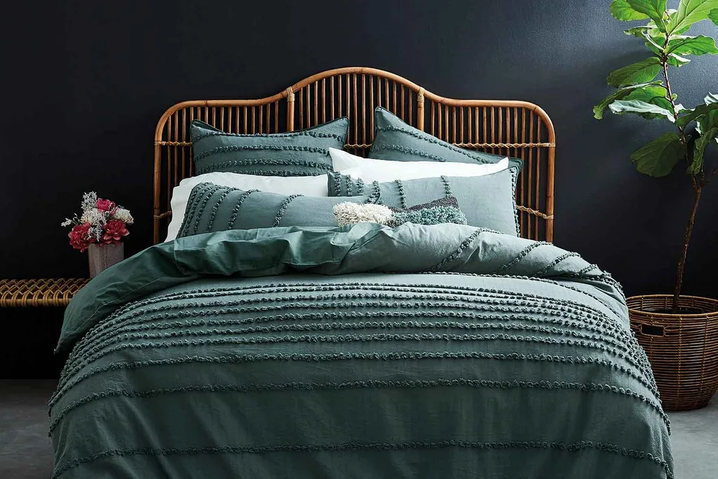 Target green bedlinen