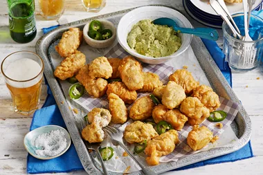 Crispy, spicy chicken wings