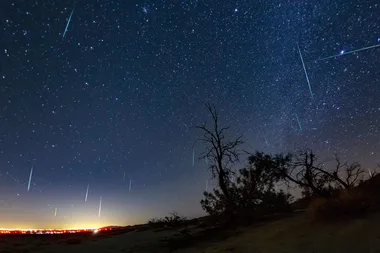 Meteor showers: Glowing debris will be bright in the Australian sky this weekend