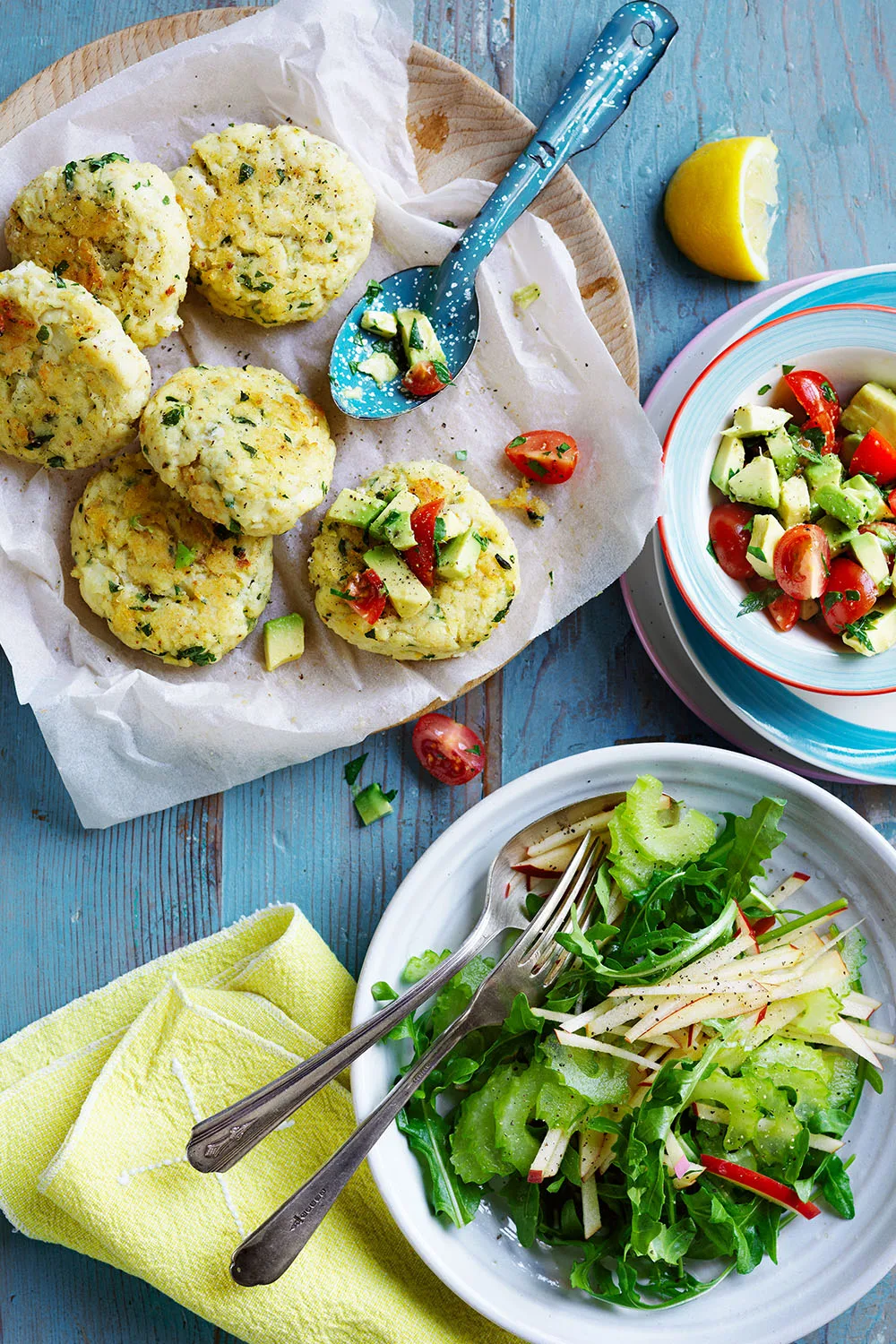 Herb fish cakes with avocado salsa