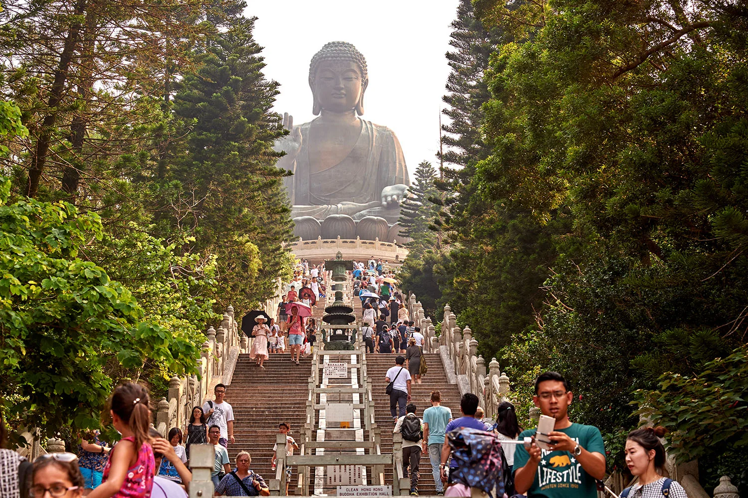 tian tian buddha hong kong