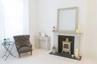 How to decorate a non-working fireplace