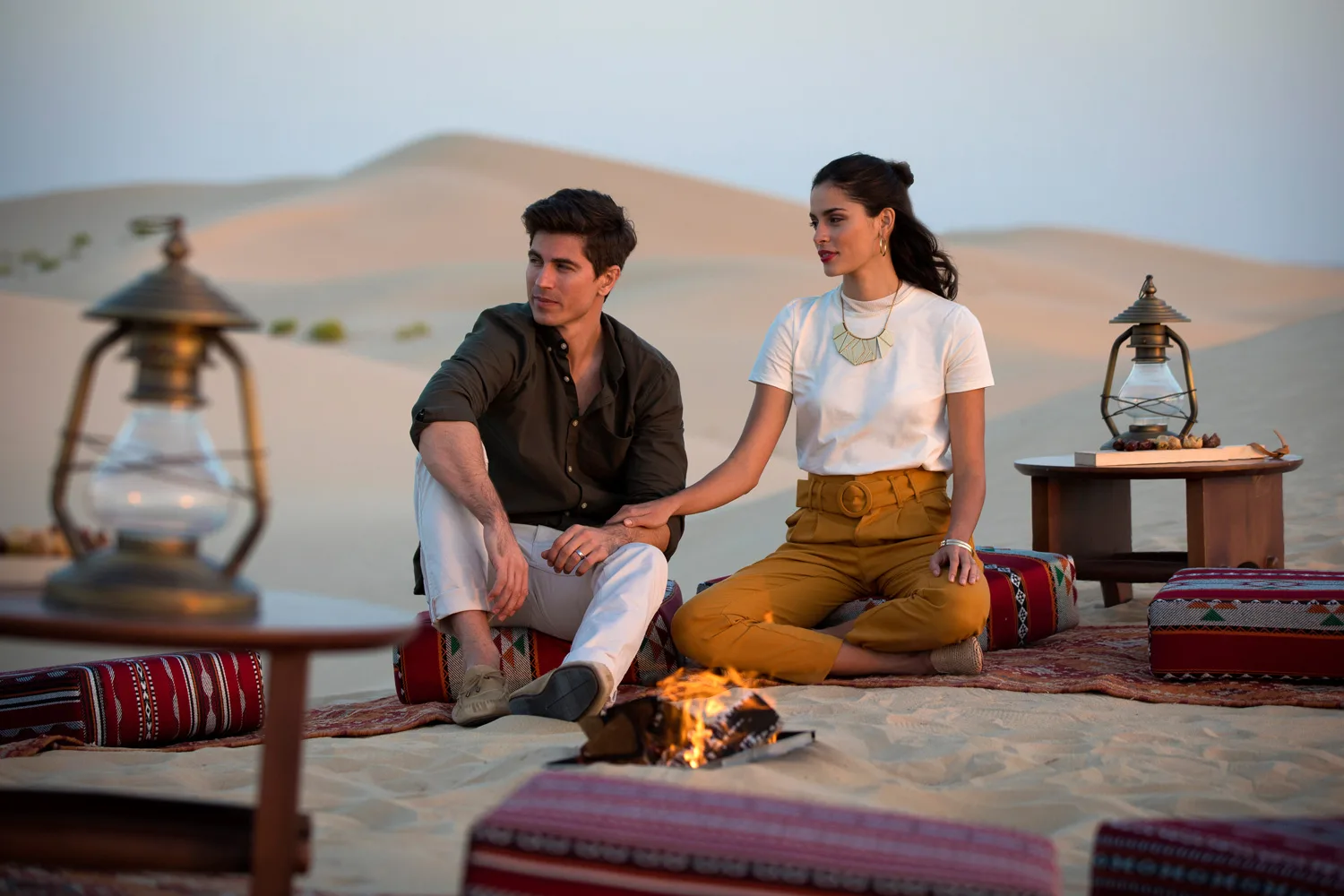 Abu Dhabi couple on desert tour
