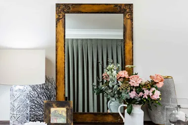 How to antique a mirror