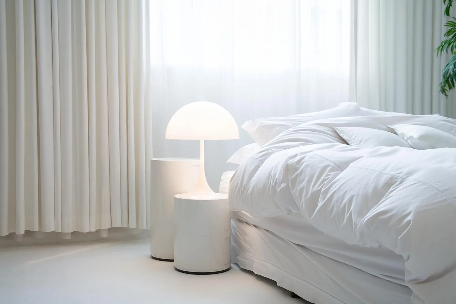 How to clean a synthetic or feather duvet