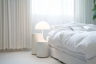How to clean a synthetic or feather duvet