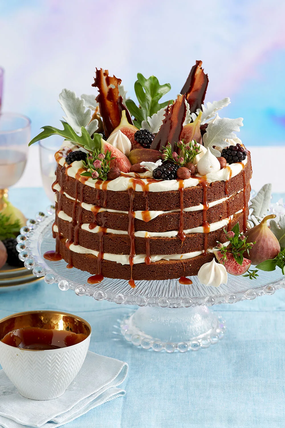 Caramel mud cake with figs, hazelnut and toffee
