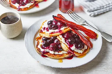 Fluffy pancakes with berry-cherry syrup