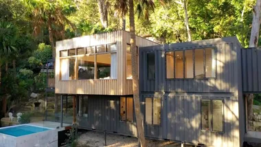 Amazing Home: Container House