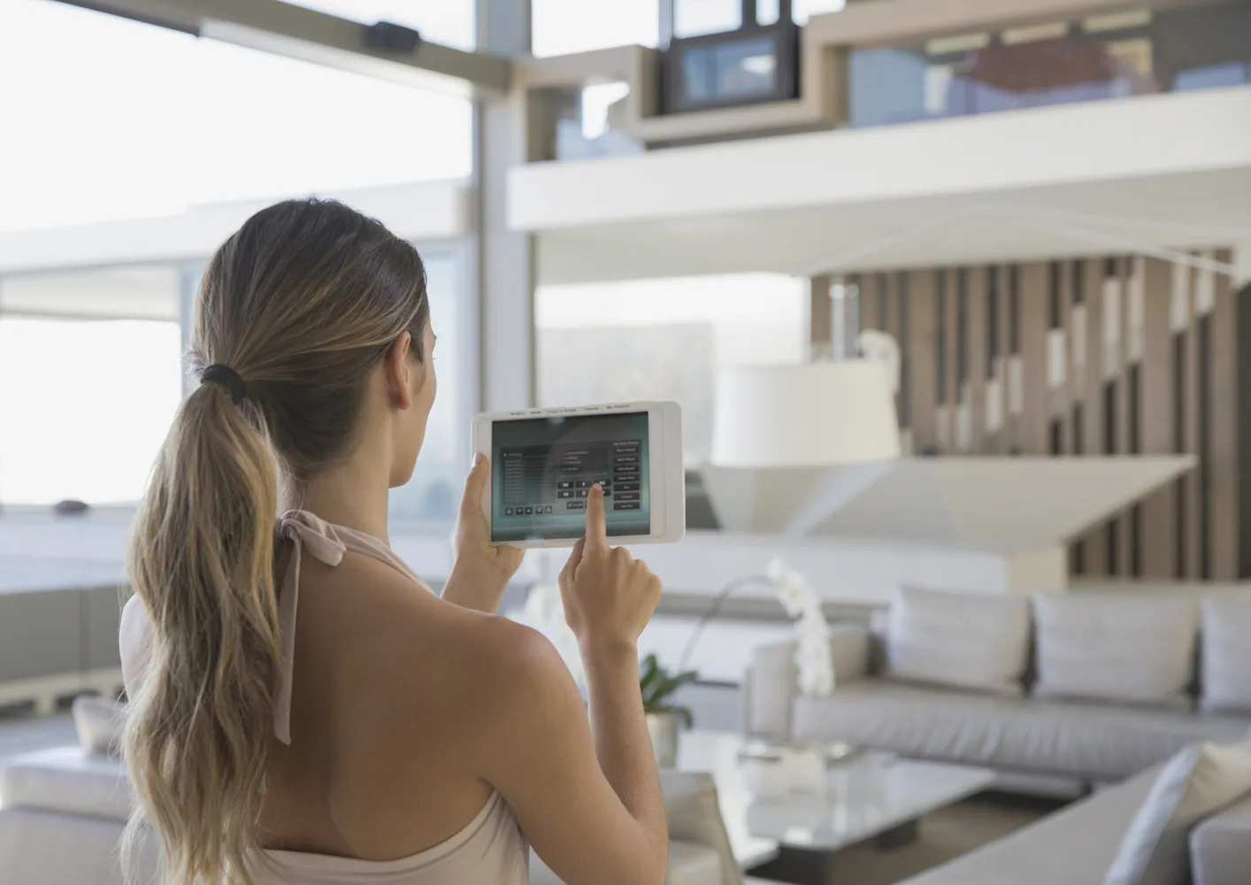 High tech home security systems that are very easy to navigate