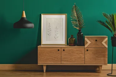 5 tips you need to know before painting your walls red, green, blue or grey