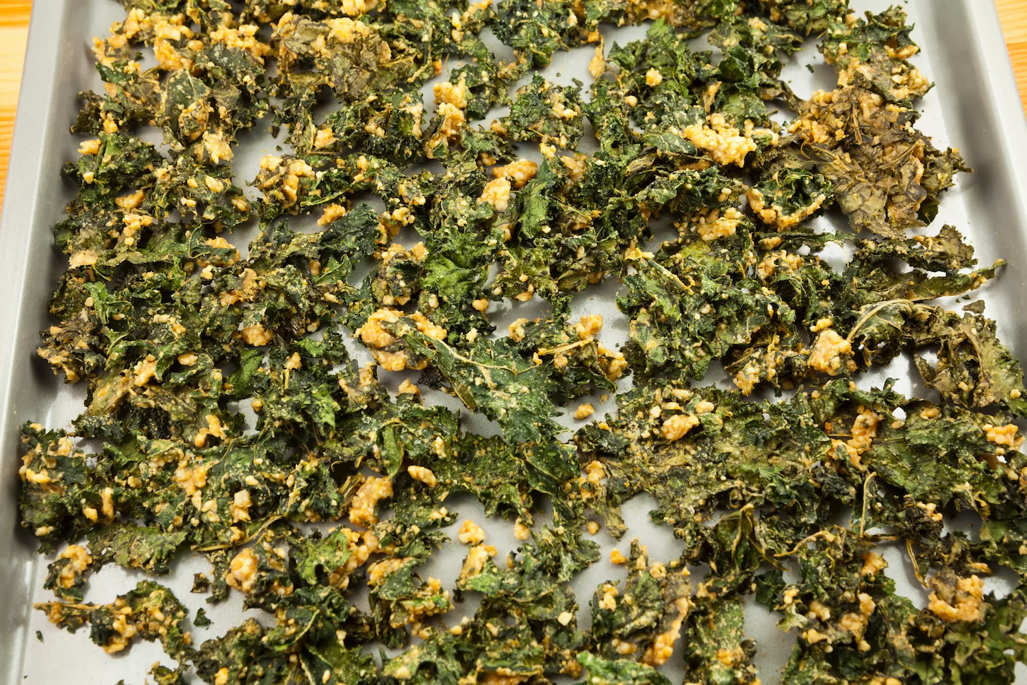 kale chips with nutritional yeast