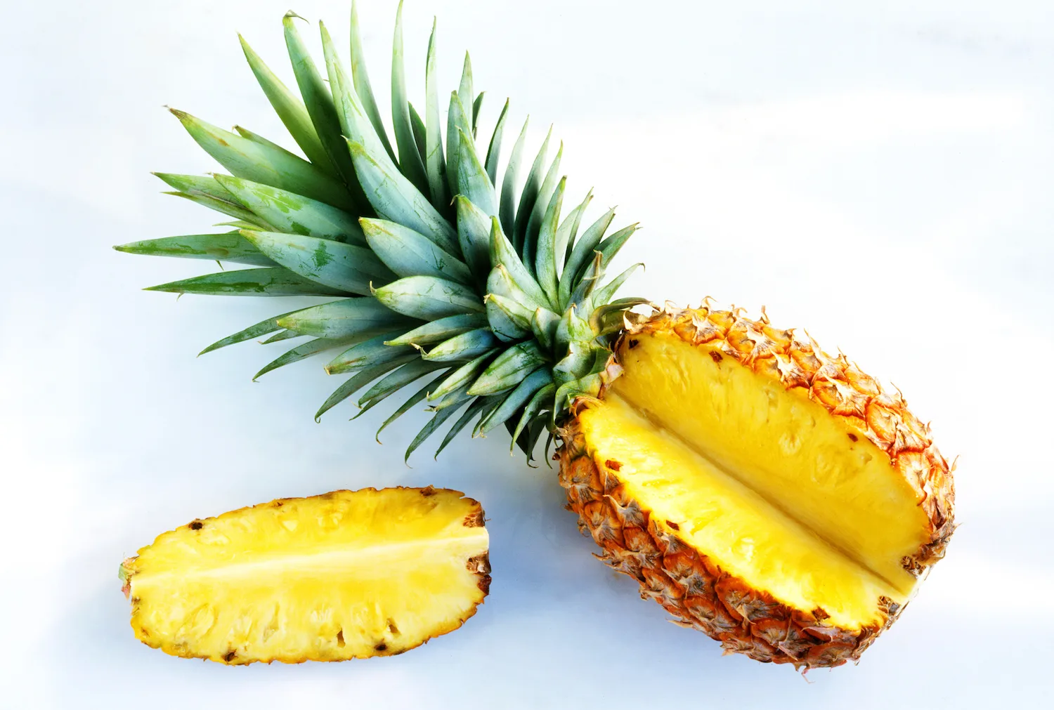 grow fresh pineapple