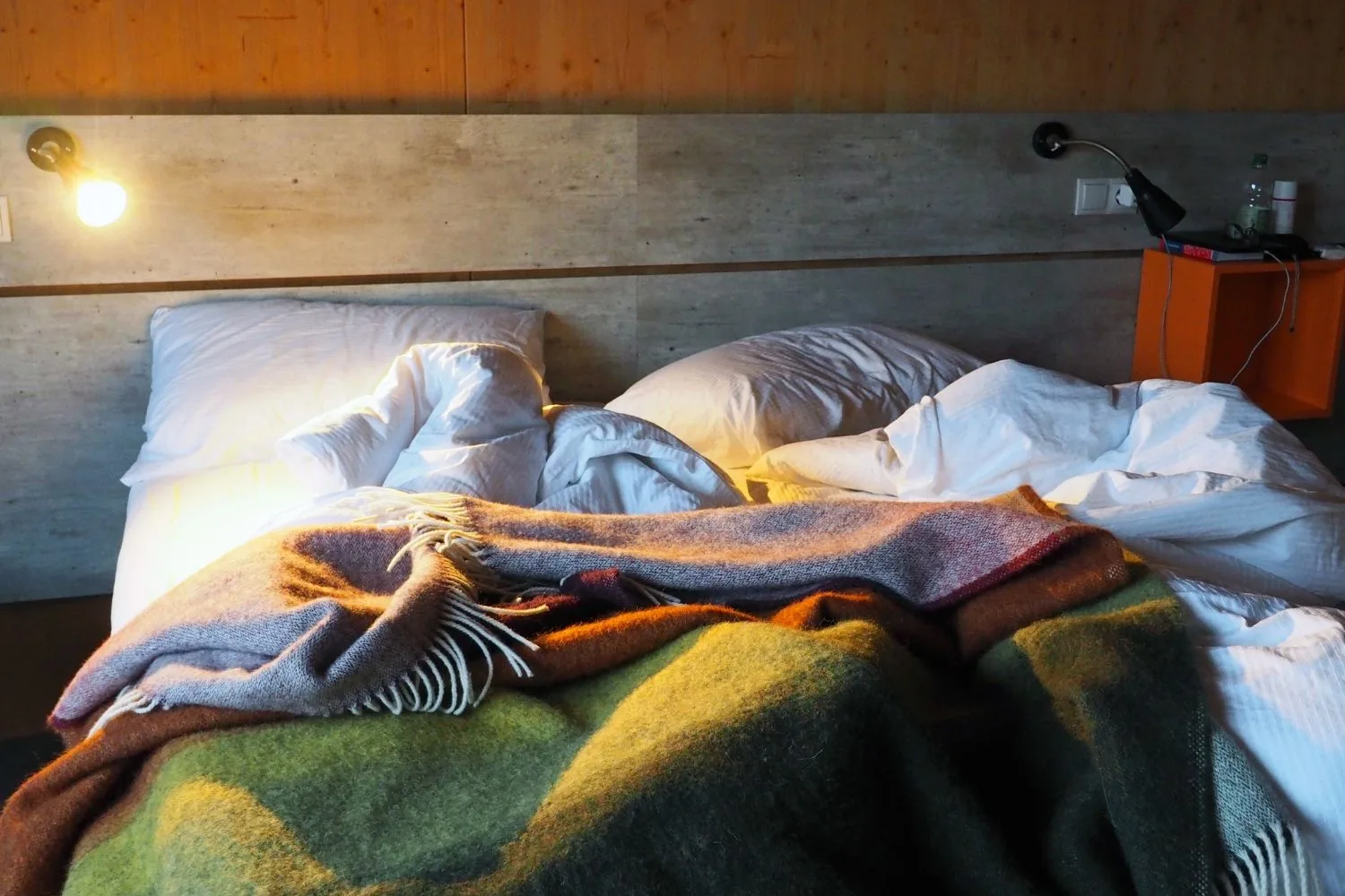 Bedroom Lights: 15 bedroom lighting ideas