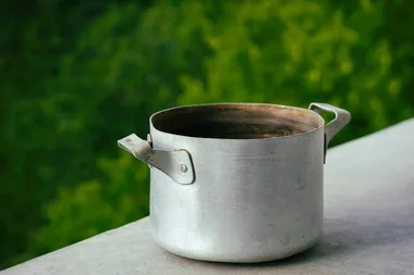 Restore burnt stainless steel pots with this chemical-free cleaning hack