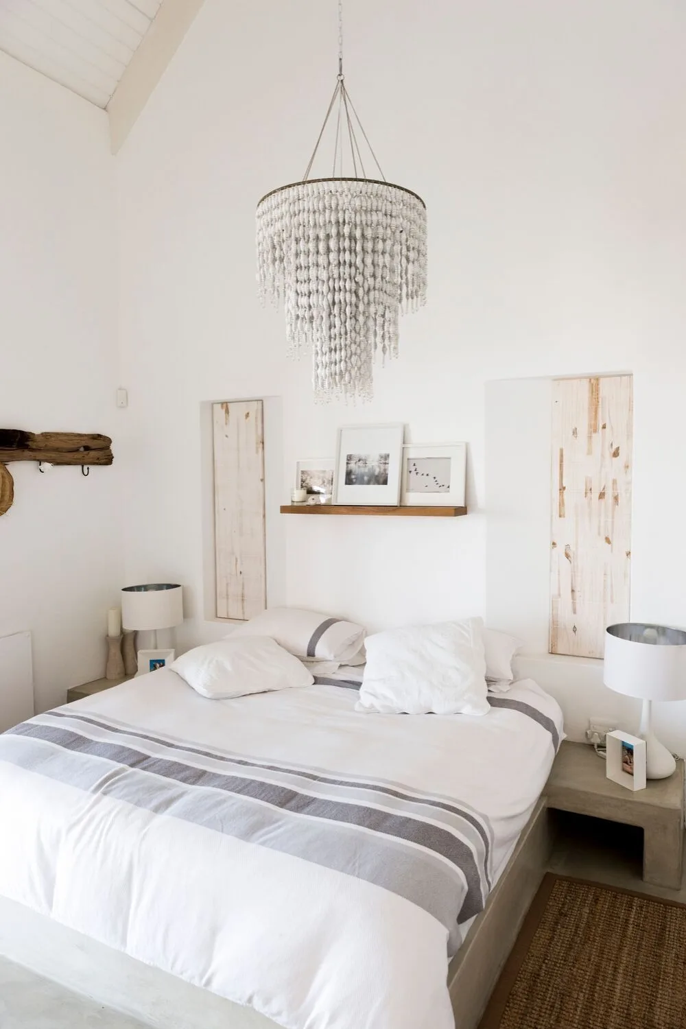 Bedroom Lights: 15 bedroom lighting ideas