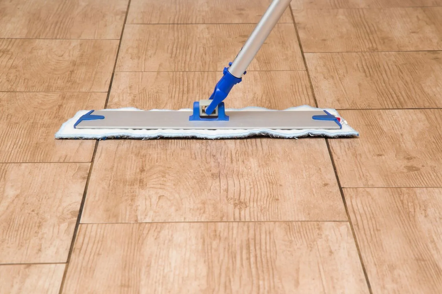 15 Best Floor Mops for Tiles, Laminate & Wooden Floors