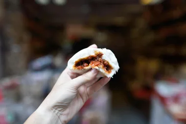 Where can you find the best Chinese bakeries in the country?