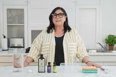 How to make DIY laundry dryer sheets