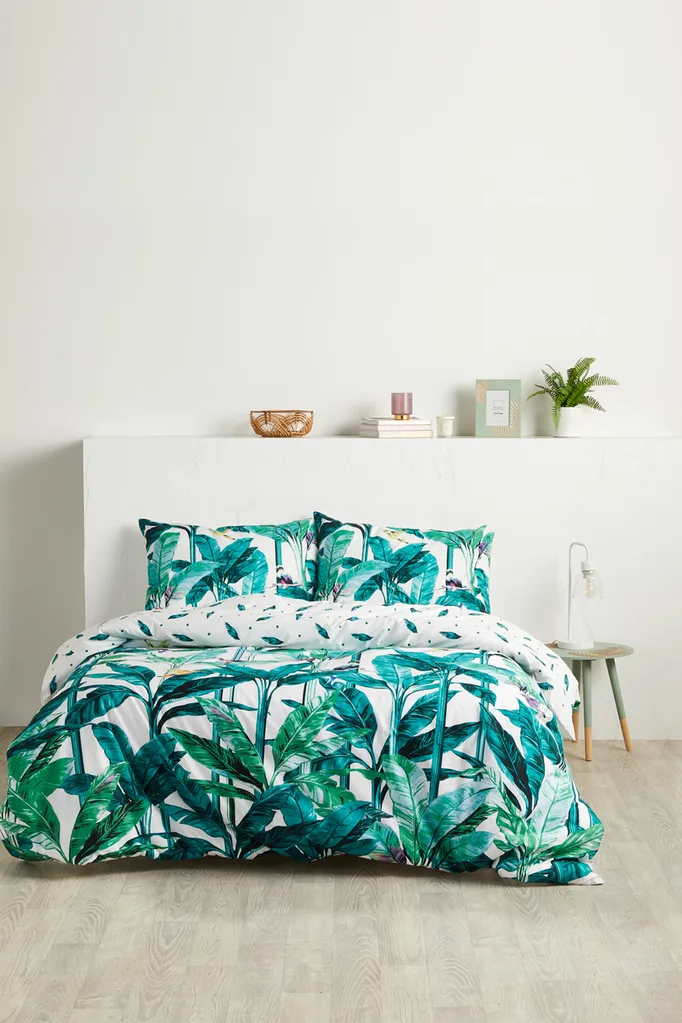 Big W tropical print