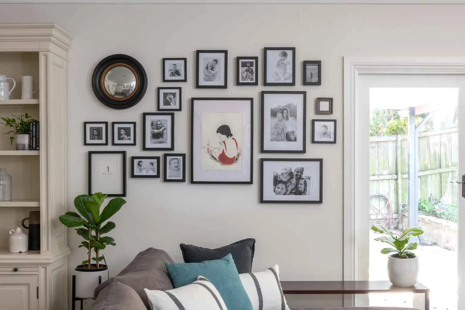 How to design your own gallery wall