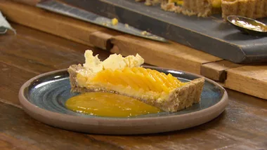Easy mango and shortbread slice