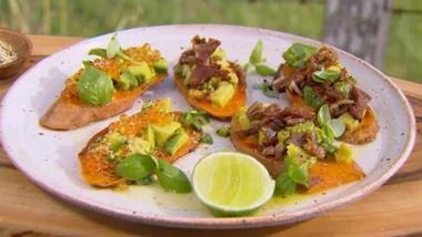 Sweet potato toasts with bacon and avo